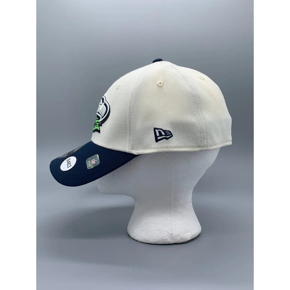 New Era 39THIRTY Seattle Seahawks NFL Hat Cream Navy Blue Mens Large-XLarge